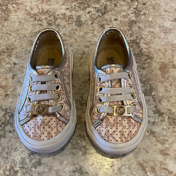 poshmark michael kors shoes